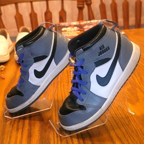 Nike air Jordan retro high BT "RARE AIR" shoes. - Picture 2 of 8